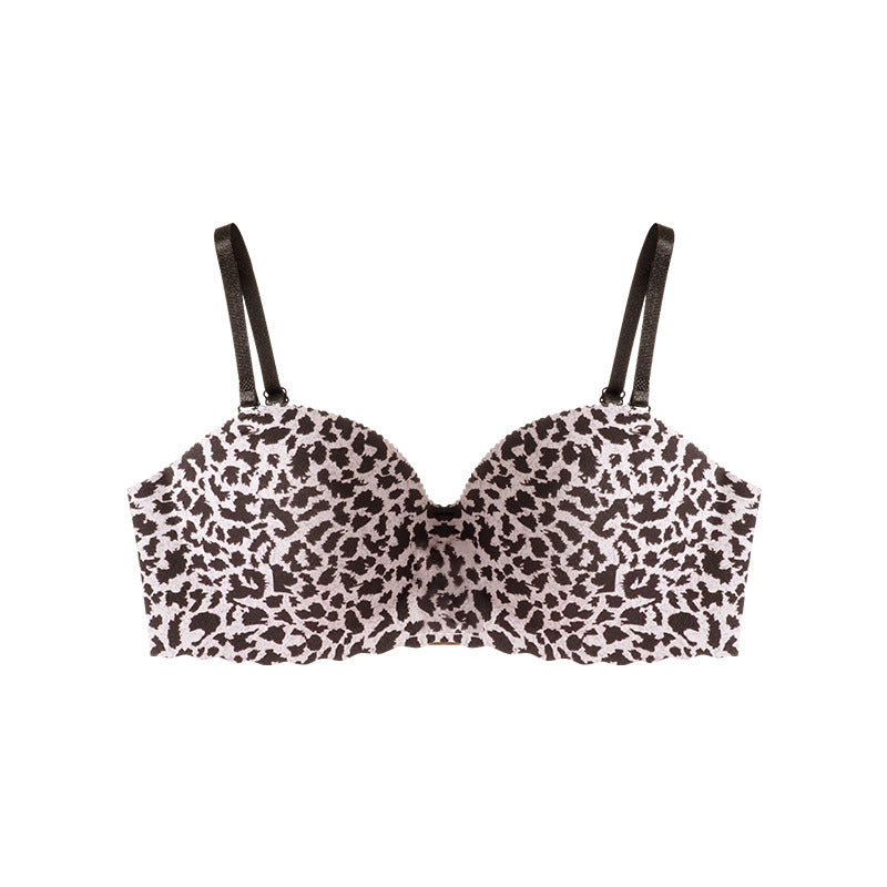 Comfortable Padded Bra – Soft Support with Adjustable Hooks and Straps