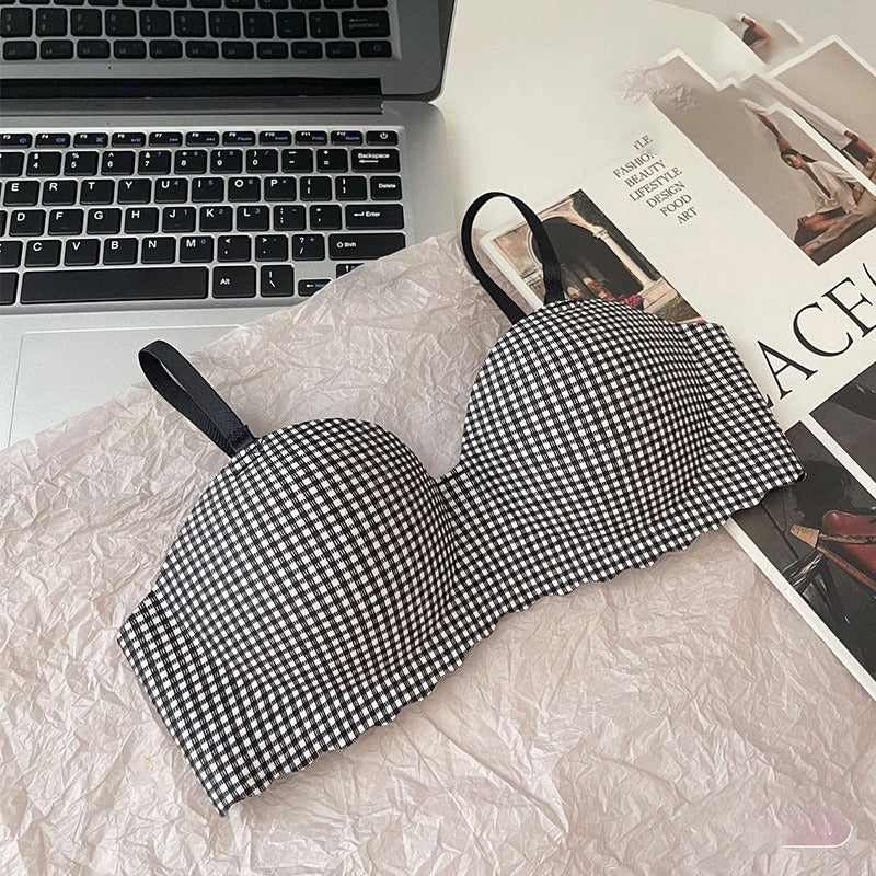 Women’s Padded Mini Cheque Bra – Supportive with Soft Hooks and Straps